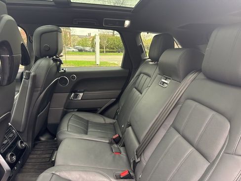 Used 2022 Land Rover Range Rover Sport HSE Silver Edition image 15