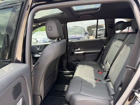 Used 2026 Mercedes-Benz GLB 250 image 17