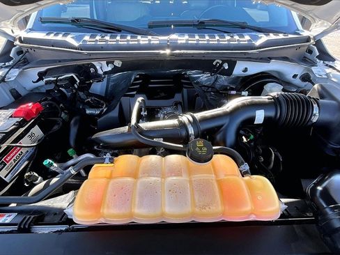 Used 2017 Ford F150 XLT w/ Equipment Group 302A Luxury image 10