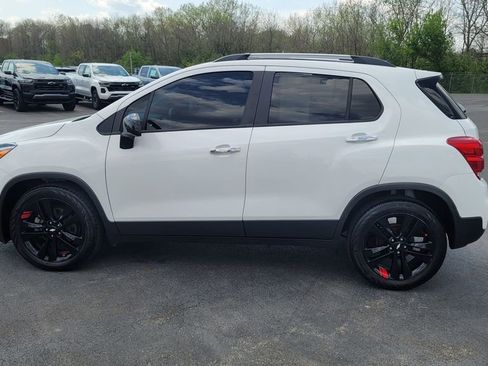 Used 2018 Chevrolet Trax LT w/ Redline Edition FWD image 7