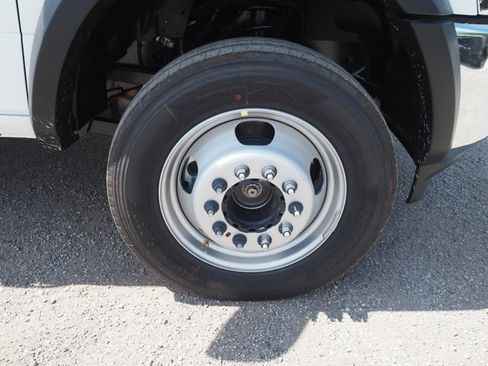 New 2026 RAM 5500 Tradesman w/ Chrome Appearance Group image 5