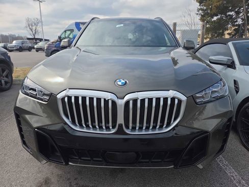 New 2026 BMW X5 sDrive40i w/ M Sport Package image 11