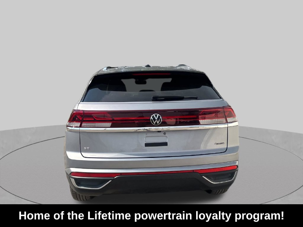 Used 2025 Volkswagen Atlas Cross Sport SE AWD/4WD image 4