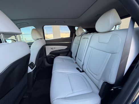 Used 2024 Hyundai Tucson Limited image 17