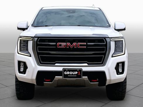 Used 2024 GMC Yukon XL AT4 w/ AT4 Premium Plus Package AWD/4WD image 6