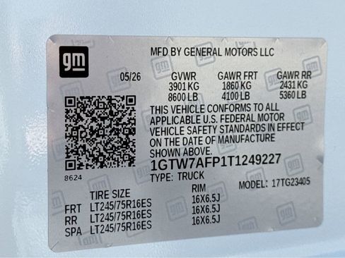 New 2026 GMC Savana 2500 w/ Driver Convenience Package RWD image 24