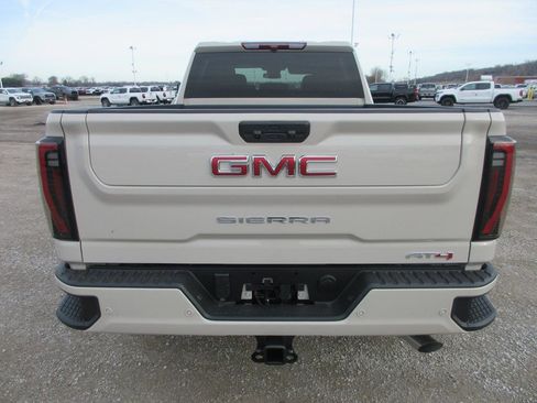 New 2026 GMC Sierra 2500 AT4 image 5