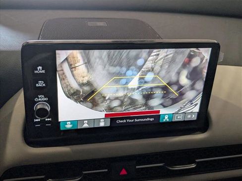 Used 2025 Honda HR-V EX-L image 19