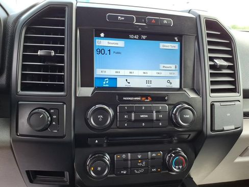Used 2017 Ford F150 XL w/ Equipment Group 101A Mid AWD/4WD image 21