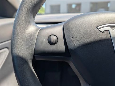 Used 2020 Tesla Model 3 Long Range AWD/4WD image 19