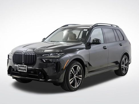 New 2026 BMW X7 xDrive40i w/ M Sport Package AWD/4WD image 1
