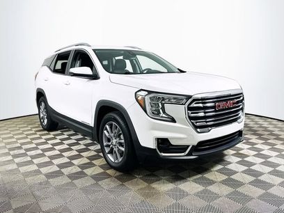 Used 2024 GMC Terrain SLT