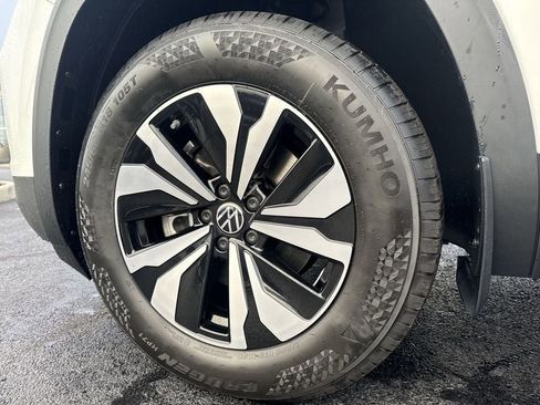 New 2026 Volkswagen Atlas Cross Sport SE AWD/4WD image 8