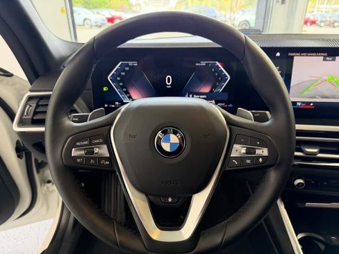 Used 2023 BMW 330i xDrive Sedan w/ Driving Assistance Package AWD/4WD image 15