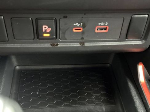 Used 2025 Nissan Frontier PRO-4X w/ Interior Protection Package AWD/4WD image 24
