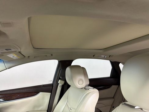 Used 2013 Cadillac XTS Premium FWD image 11