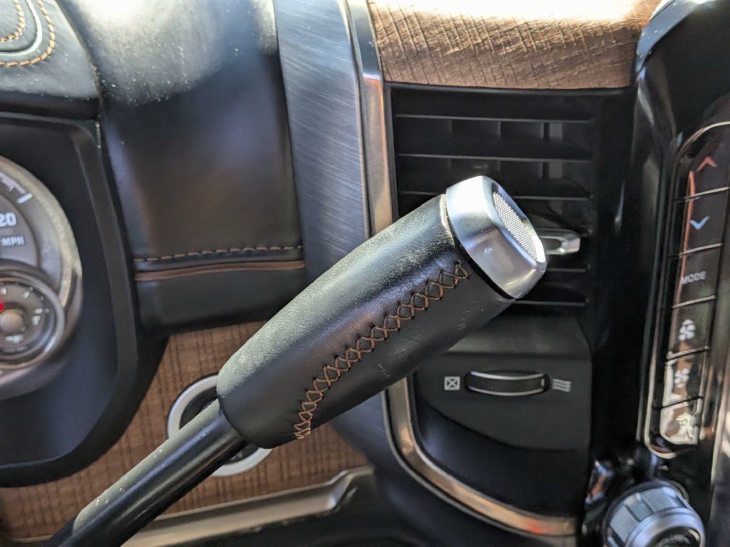Used 2019 RAM 3500 Limited AWD/4WD image 22
