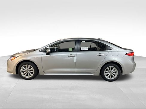 New 2026 Toyota Corolla XLE image 2