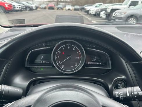 Used 2017 MAZDA MAZDA3 Grand Touring image 23