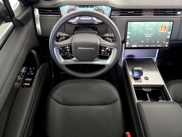 New 2026 Land Rover Range Rover SV AWD/4WD image 12