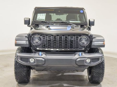 Used 2024 Jeep Wrangler Unlimited Rubicon 4xe AWD/4WD image 5