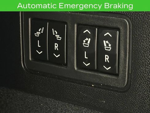 Certified 2024 Cadillac XT6 Sport w/ LPO, Floor Liner Package AWD/4WD image 18