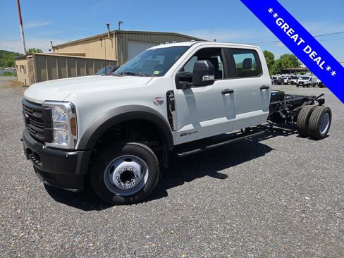 New 2024 Ford F450 XL RWD image 2