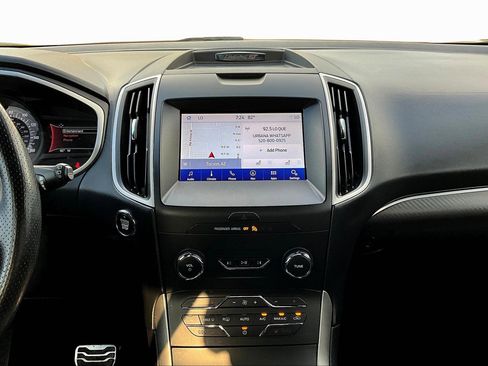 Used 2020 Ford Edge ST-Line image 4