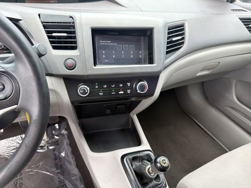 Used 2012 Honda Civic LX image 28