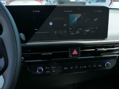 New 2025 Kia EV6 Light w/ Light LR Technology Package image 15