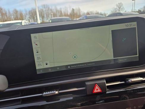 New 2026 Kia Sportage SX image 13