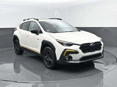 Used 2025 Subaru Crosstrek 2.5i Sport AWD/4WD image 3