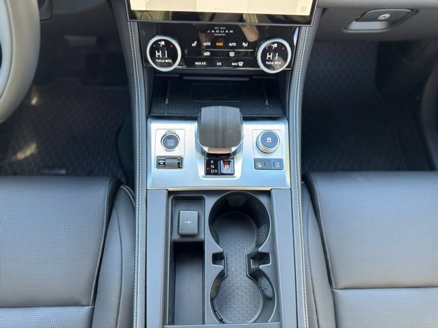 New 2026 Jaguar F-PACE R-Dynamic S AWD/4WD image 31