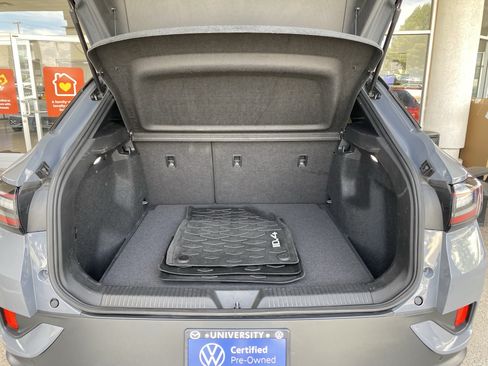 Certified 2023 Volkswagen ID.4 Pro AWD/4WD image 19