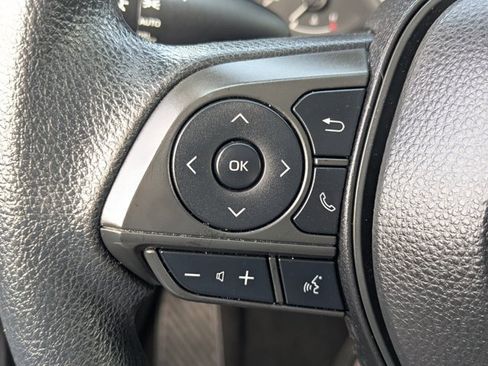 Used 2022 Toyota Corolla LE image 21