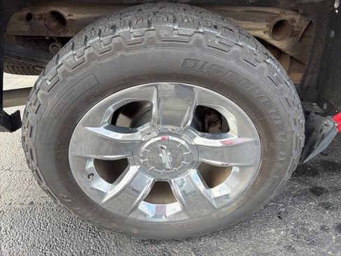 Used 2014 Chevrolet Silverado 1500 LTZ Z71 w/ LTZ Plus Package image 32