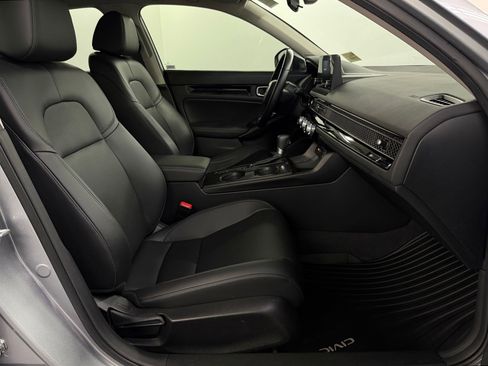 Certified 2024 Honda Civic EX-L image 34