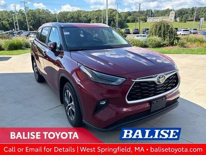 Used 2023 Toyota Highlander XLE