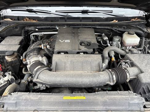 Used 2022 Nissan Frontier SV image 13