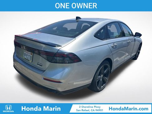 Used 2025 Honda Accord Sport image 4