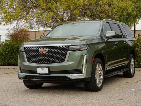 Certified 2023 Cadillac Escalade ESV Premium Luxury image 2