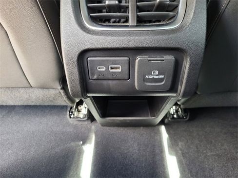 Used 2021 Chevrolet Blazer Premier image 16