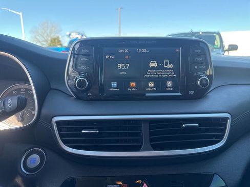 Used 2020 Hyundai Tucson Limited image 18