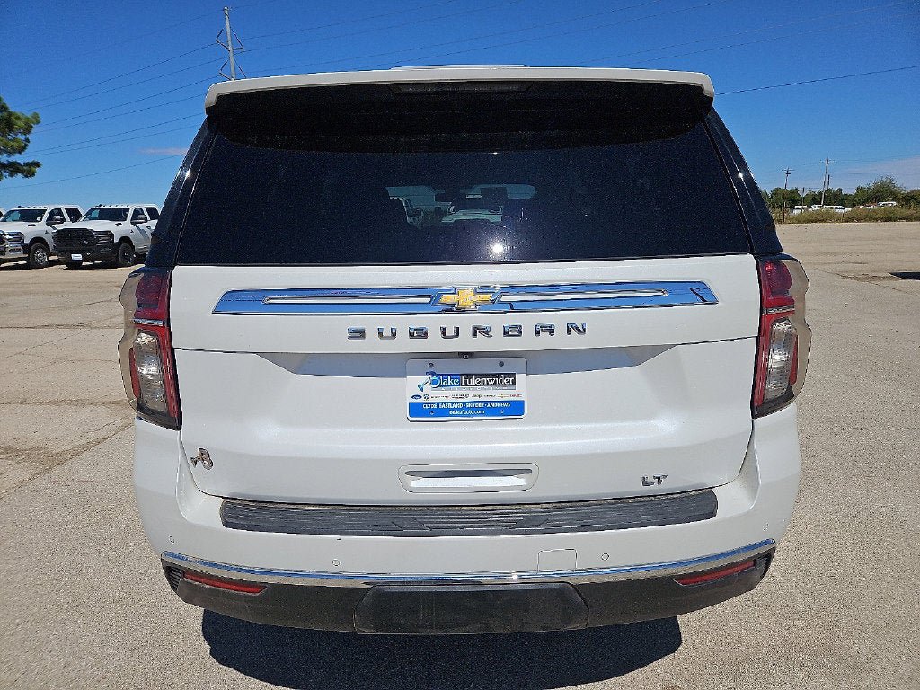 Used 2021 Chevrolet Suburban LT RWD image 6