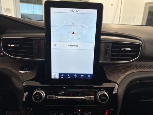 Used 2022 Ford Explorer Platinum w/ Equipment Group 601A image 33