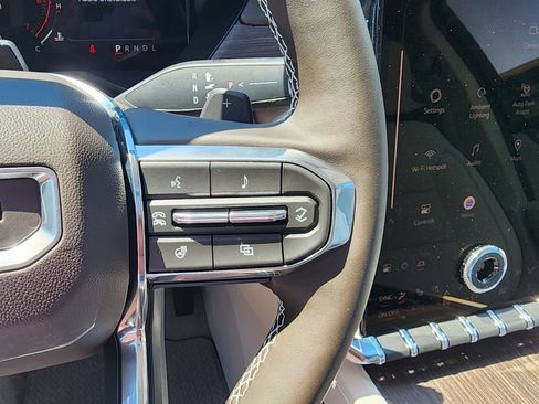 New 2026 GMC Acadia Denali w/ Super Cruise Package FWD image 21