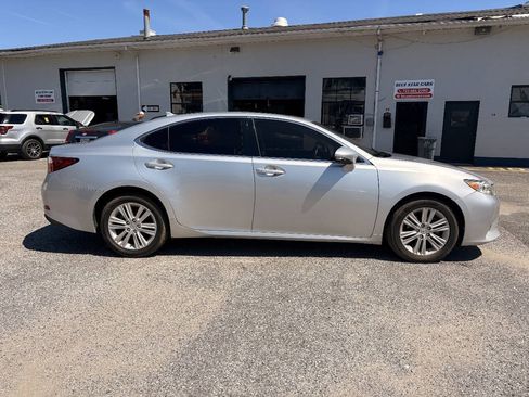 Used 2014 Lexus ES 350 FWD image 7