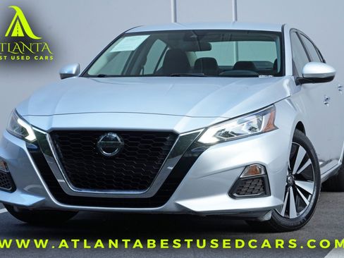 Used 2021 Nissan Altima 2.5 SV FWD image 1