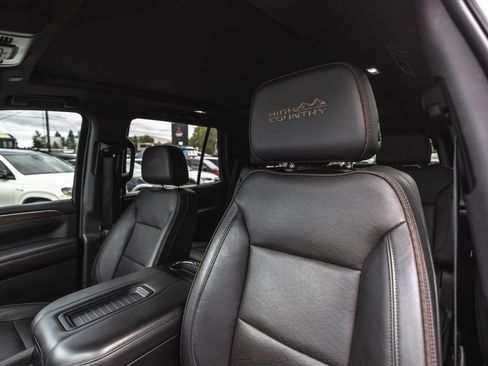 Used 2021 Chevrolet Tahoe High Country w/ Premium Package AWD/4WD image 20