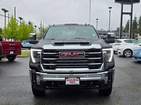 New 2025 GMC Sierra 3500 SLT w/ SLT Premium Package image 2